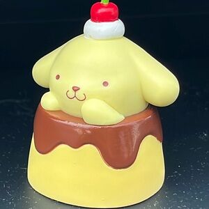 POMPOMPURIN PUDDIN SANRIO HELLO KITTY AND FRIENDS 2” PLASTIC FIGURE BLIND BAG